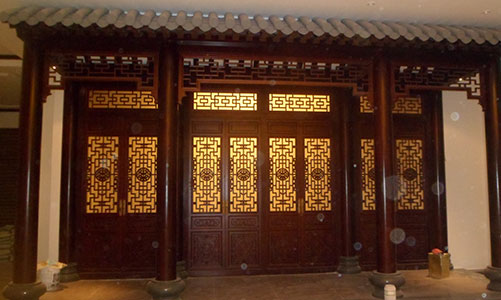 翠屏传统仿古门窗浮雕技术制作方法